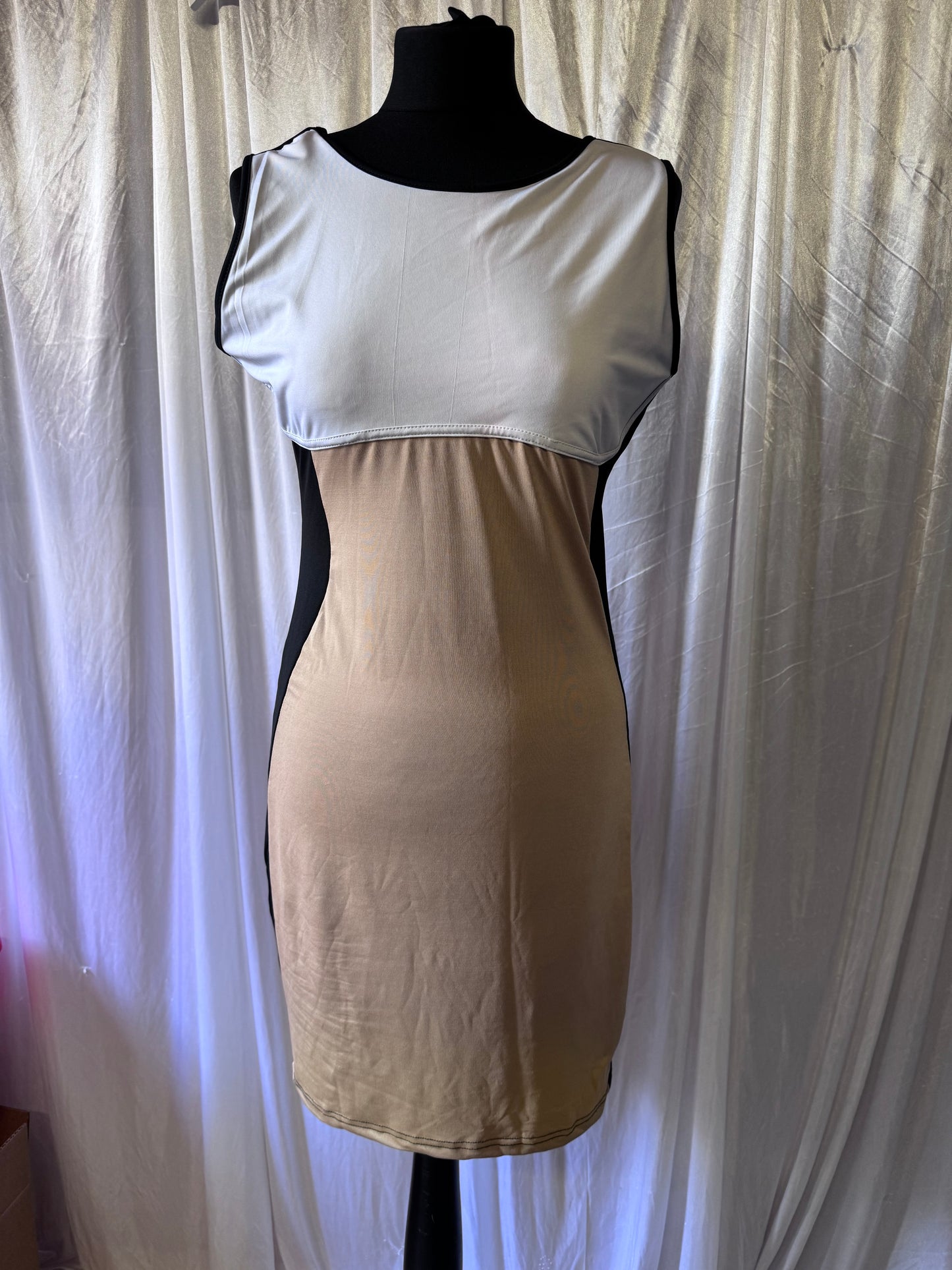 Visionia Colour Block Bodycon Mini Dress – Size 12