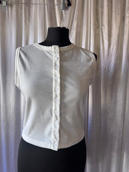 White Ribbed Button Front Top – Size Large